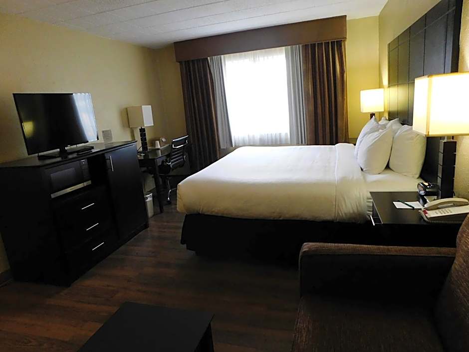 Quality Inn & Suites Morgantown - University Area