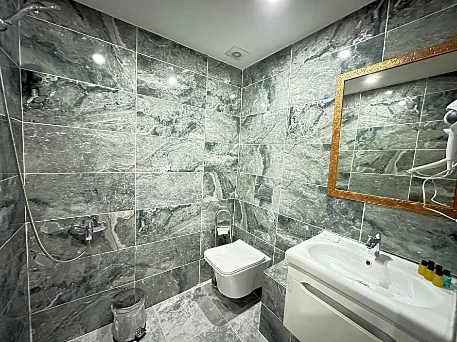 Maranda Suit Hotel