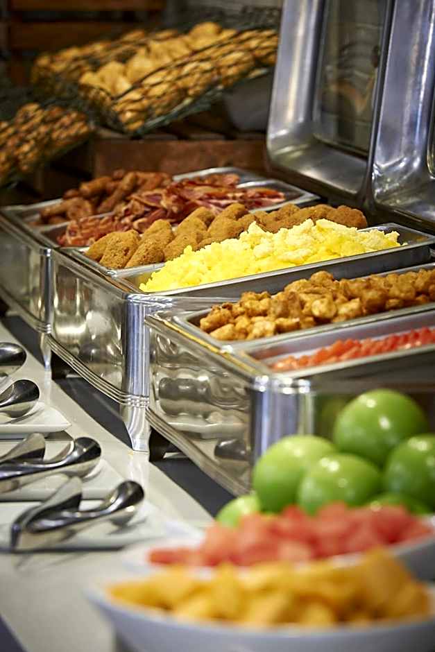 Delta Hotels by Marriott Toronto Mississauga