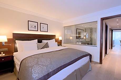 Junior Suite With Views