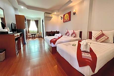 Studio with Sofa Bed