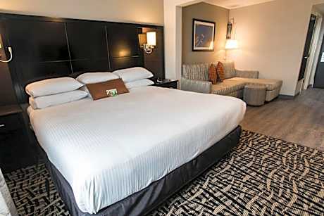 King Room - Non-Smoking