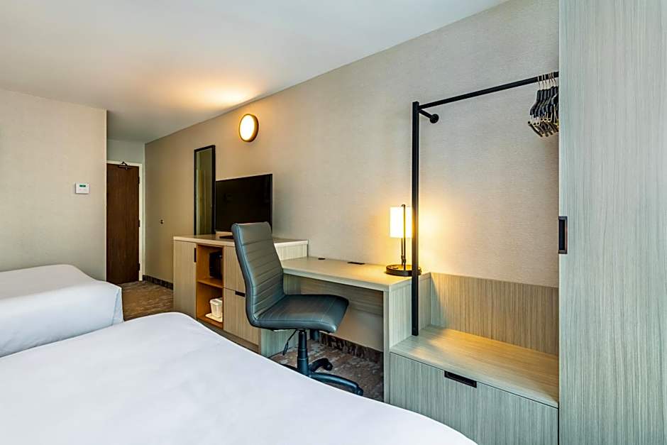Comfort Inn Ancienne-Lorette - Quebec Airport