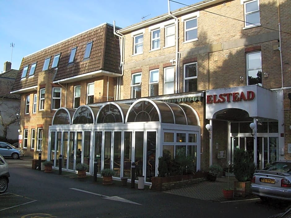 Elstead Hotel