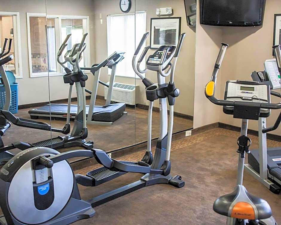 Garner Topeka West By IHG