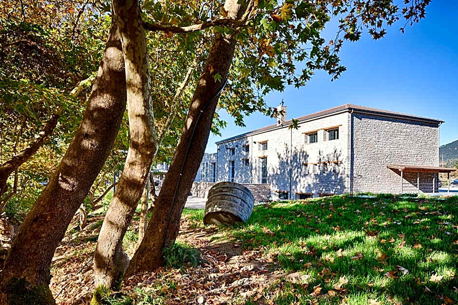 Oniropetra Boutique Hotel