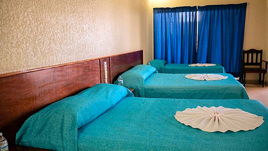 Hotel Plaza Mazari
