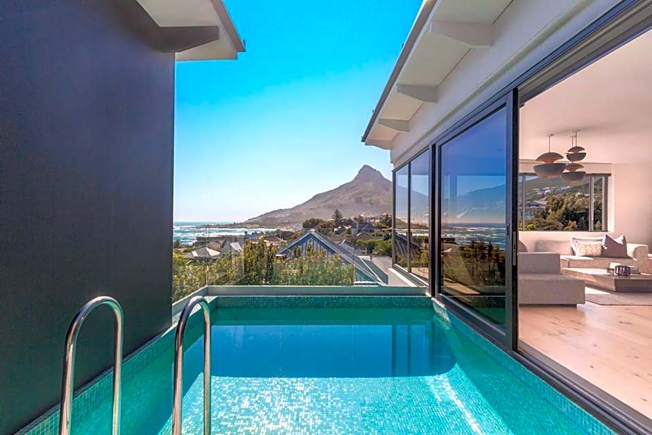 Amara 2 -Designer Penthouse with Solar Power