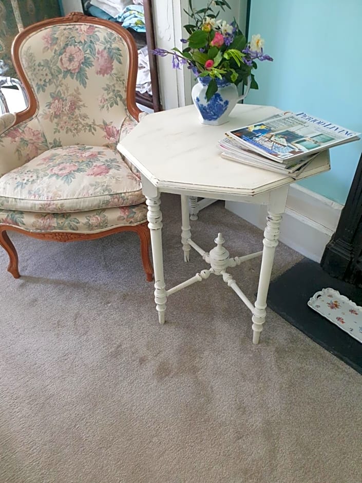 Judy's B&B private home