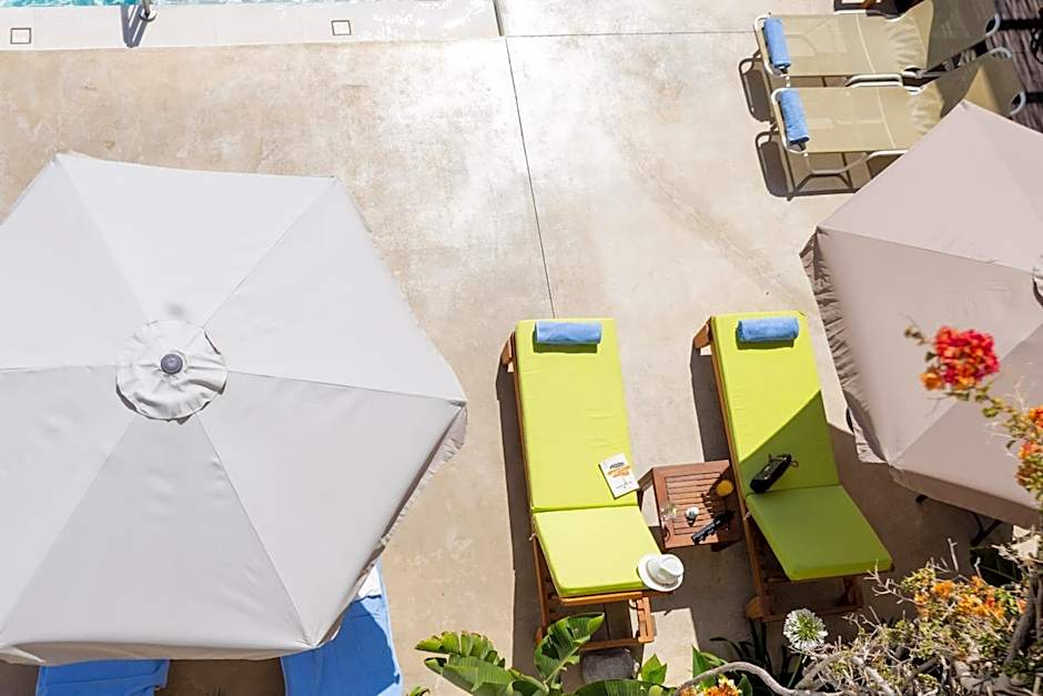 Trefon Hotel Apartments and Family Suites