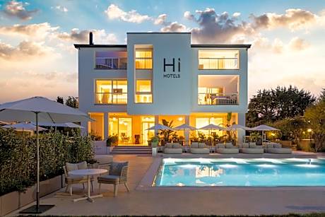 Hi Hotels Sirmione - Heated Lakeview Pool