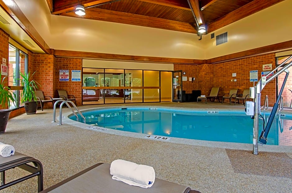 Best Western Staunton Inn