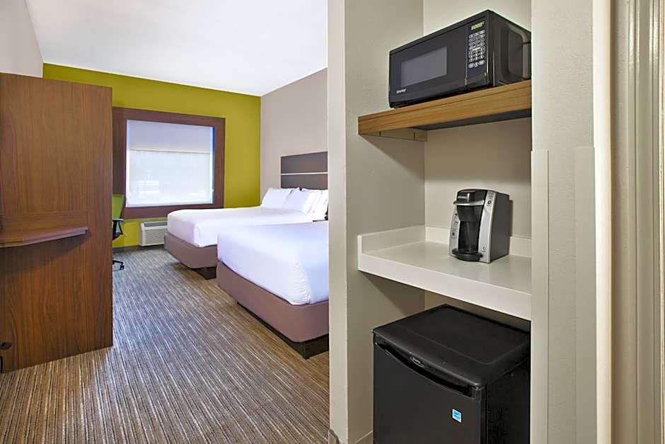 Holiday Inn Express Hotel & Suites Manchester Conference Center By IHG