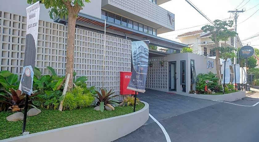 Sans Hotel RG Living Jogja by RedDoorz