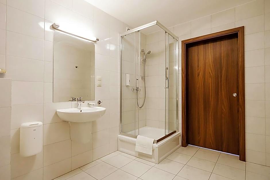 Poznań West Hotel - Airport