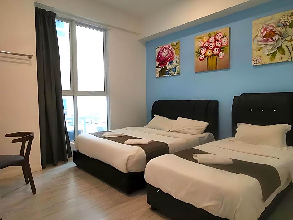 Sunset Seaview Vacation Condos @ Infinity Avenue