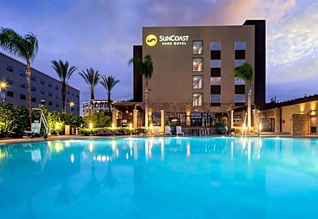 SunCoast Park Hotel Anaheim, Tapestry Collection by Hilton
