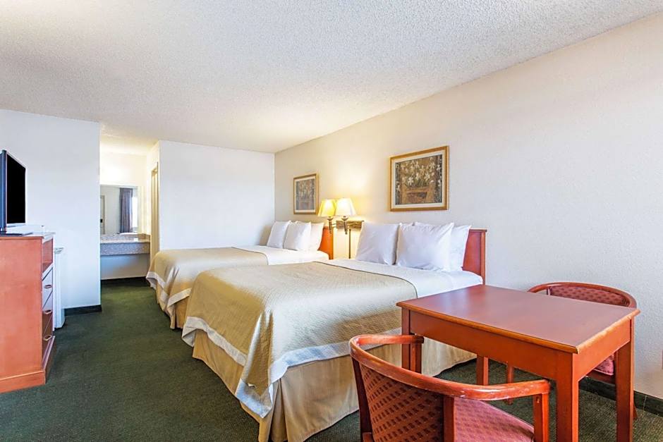 Travel Inn - Mesa