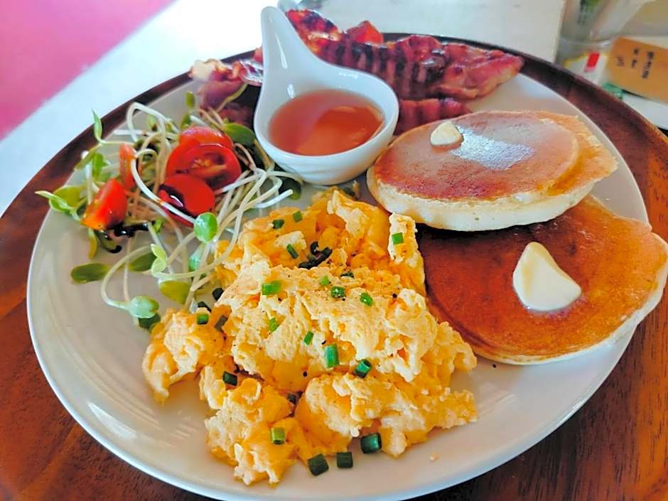 Castaway Beach Bungalows