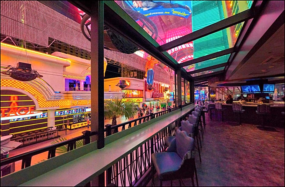 Hotel Apache