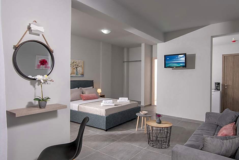 Golden Sunlight Hotel by Estia