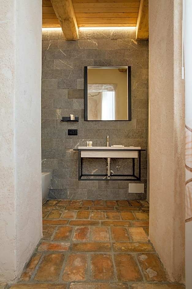 OGNISSANTI GuestHouse & Suites