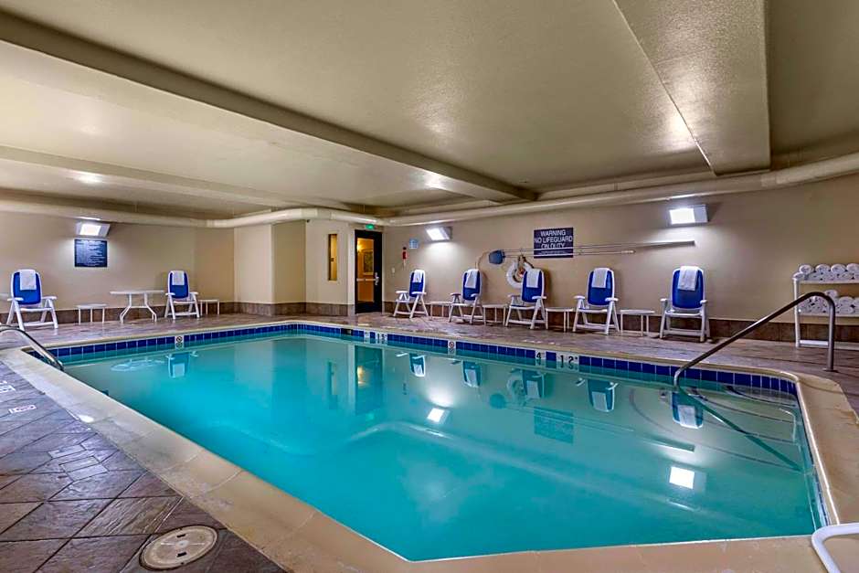 Comfort Suites Golden West on Evergreen Parkway