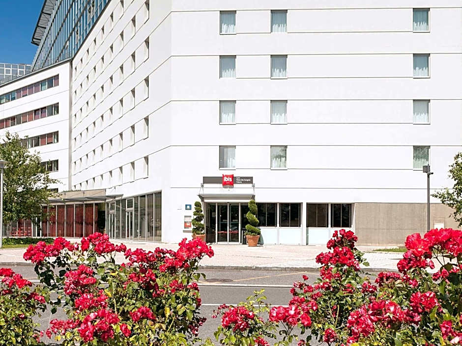 ibis Lyon Caluire Cite Internationale