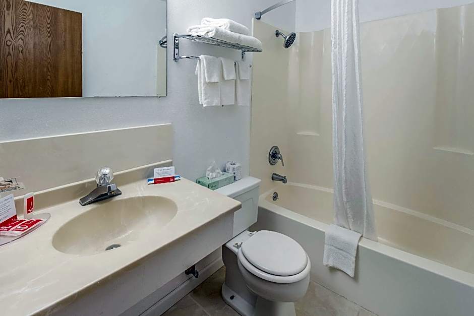 Econo Lodge Alliance