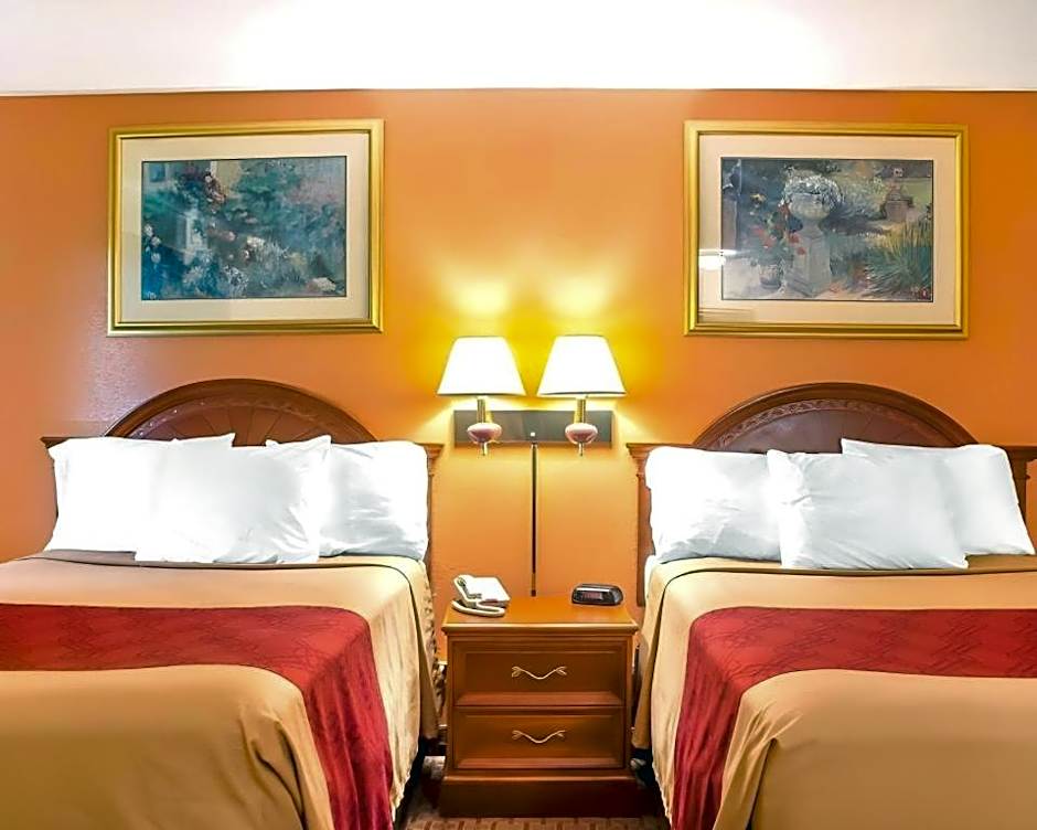 Econo Lodge Cuba