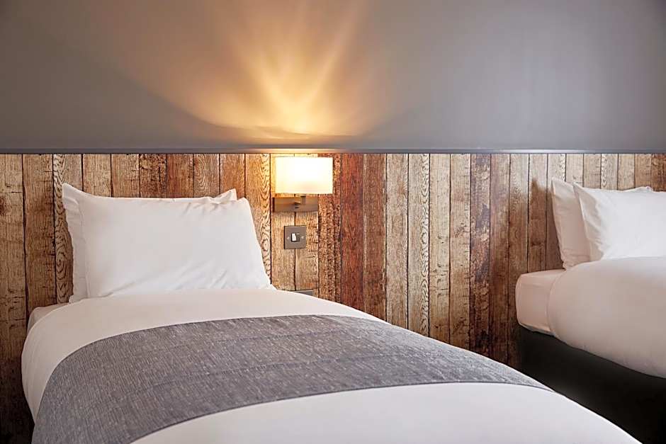 The Churchill By Greene King Inns