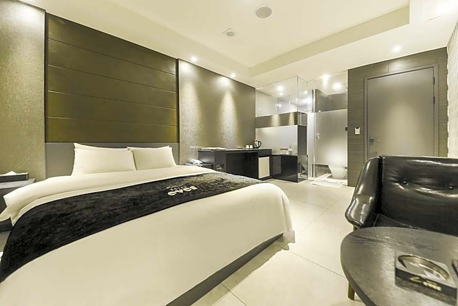 Ever Tourist Hotel