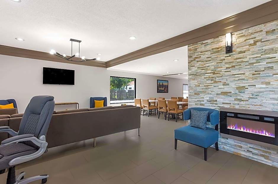 Quality Inn South Bend near Notre Dame