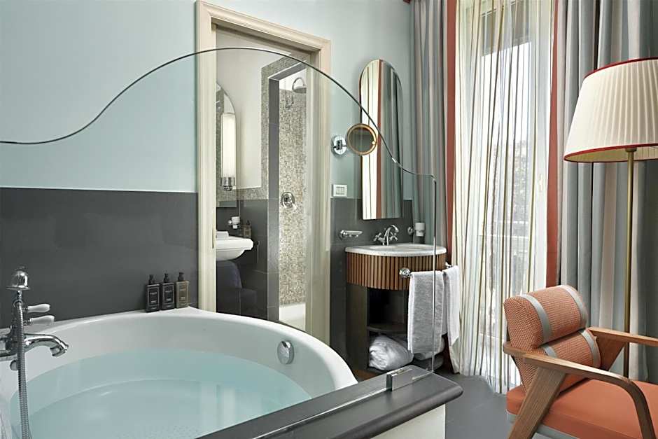 Grand Hotel Savoia Genova, Curio Collection by Hilton