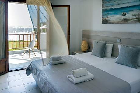 Family Apartment with Sea View (2 Adults + 2 Children)