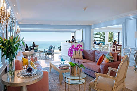 The Clarendon - Bantry Bay