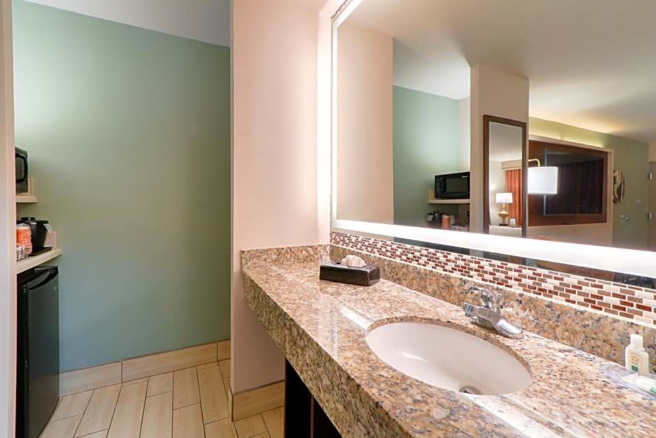 Quality Inn Near the Island Pigeon Forge