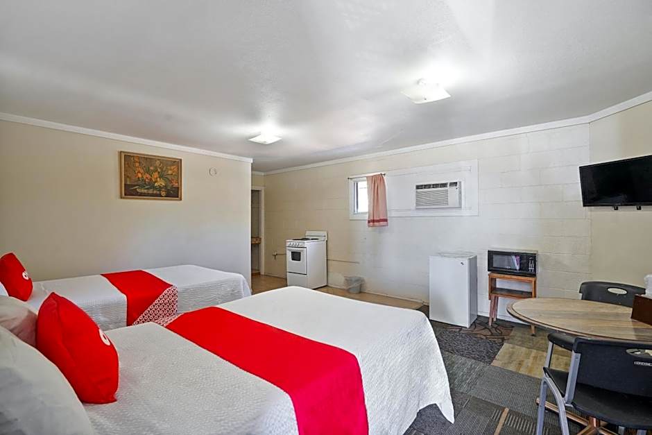 OYO Hotel Alpine TX near University