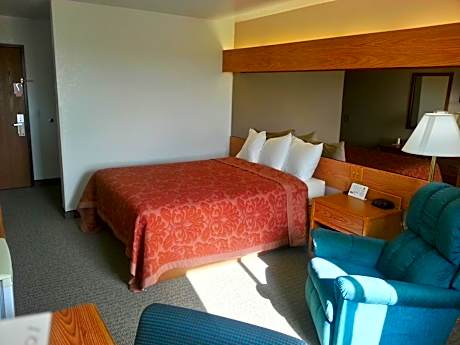 1 Queen Bed, Non-Smoking