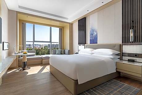 Executive King Room