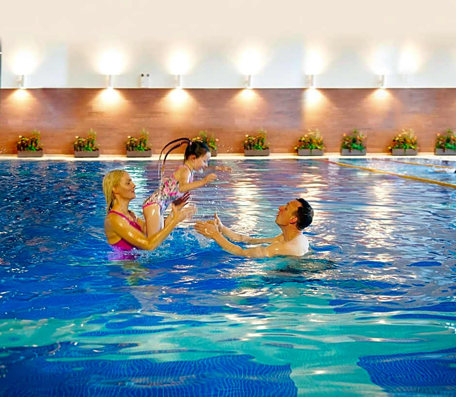 The Warwickshire Hotel and Country Club