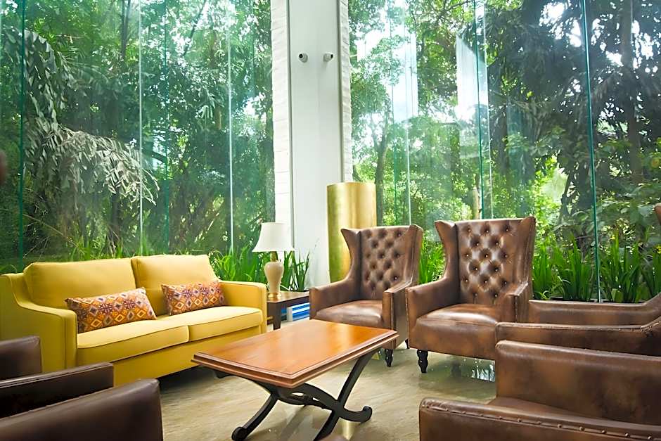 The Golden Crown Hotel