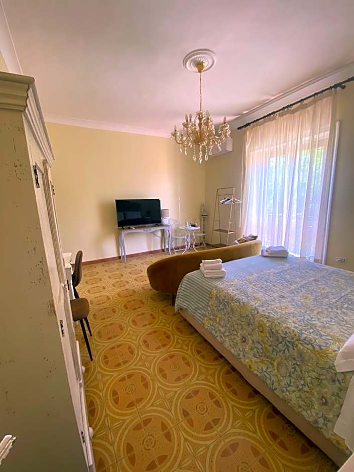 Villa Favorita Suites