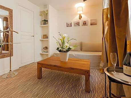 Nature Suite