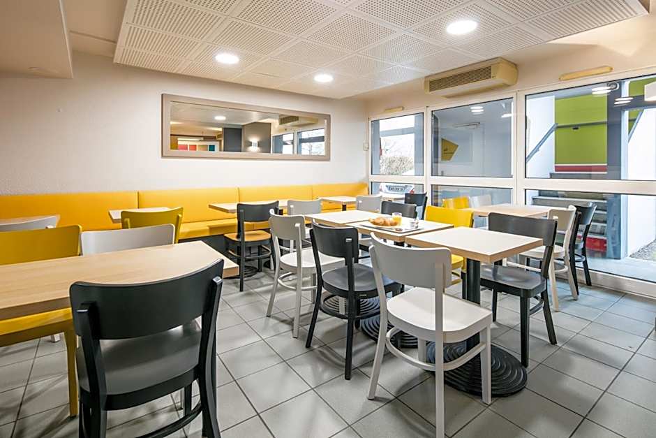 B&B HOTEL Grenoble Universite 1