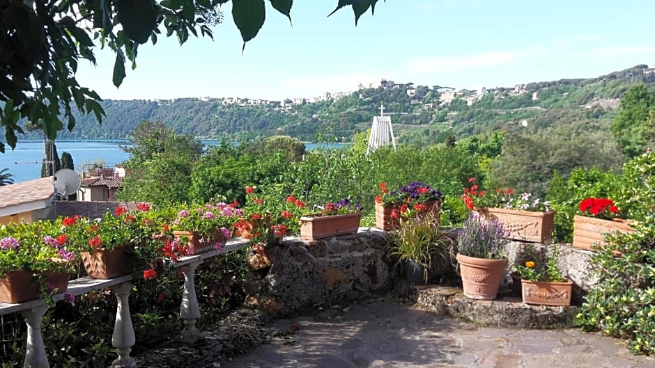 Bed&Breakfast "Fiorella" sul Lago