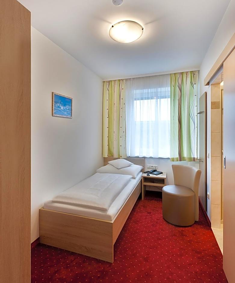 Hotel Restaurant Wallner I contactless check-in