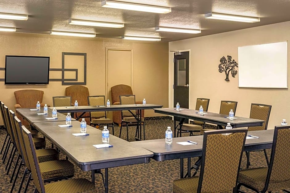 Travelodge by Wyndham Wellington