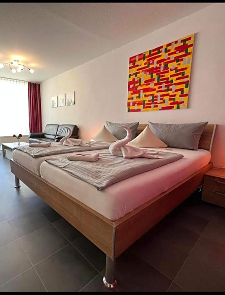 Schloss Kirchham Appartement - & Wellnessanlage