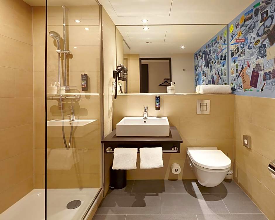 Holiday Inn - the niu, Air Frankfurt Messe By IHG